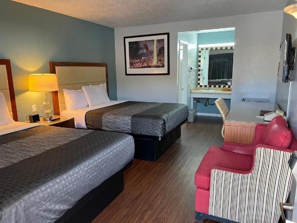 Sunset Inn image 12