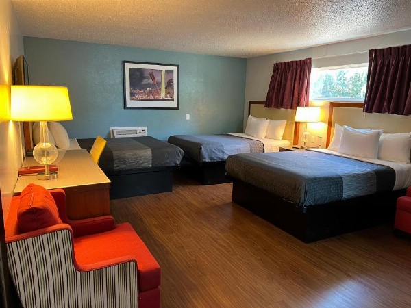 Sunset Inn image 17