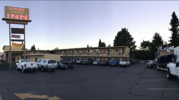 Sunset Inn image 20